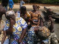 Togoville, Togo, Lake Togo mass transit