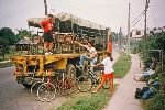Conbination passenger/cargo truck, Cuba