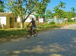 bicyclist, Porte Esparaza, Cuba