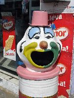 Ecuador: decorative garbage can, clown