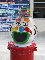 Ecuador: decorative garbage can, clown