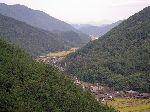 hills may look big, but the valley floor is flat
