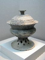 Pottery and pottery stand, Buyeo National Museum, Korea