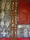 Babungo: decorative art of the Fon's palace