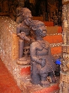 Babungo: statue in Fon's palace